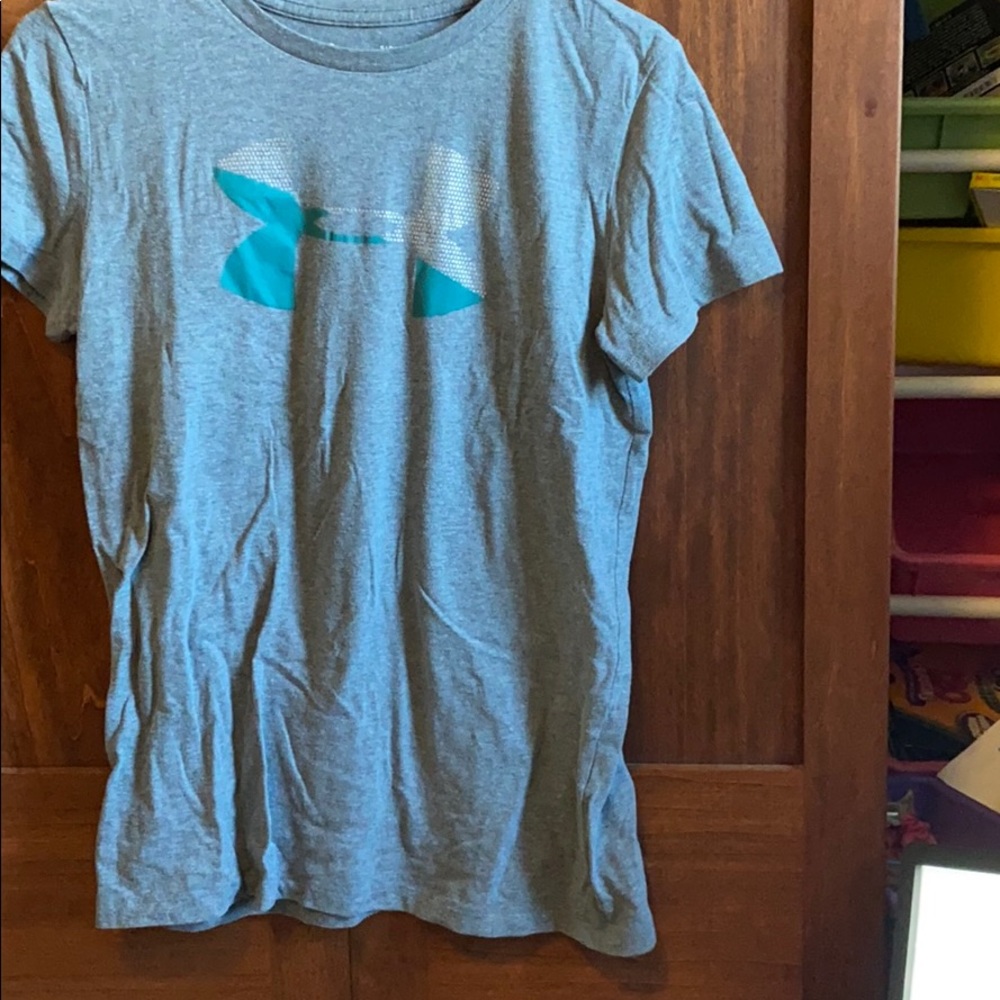 Under armor tee